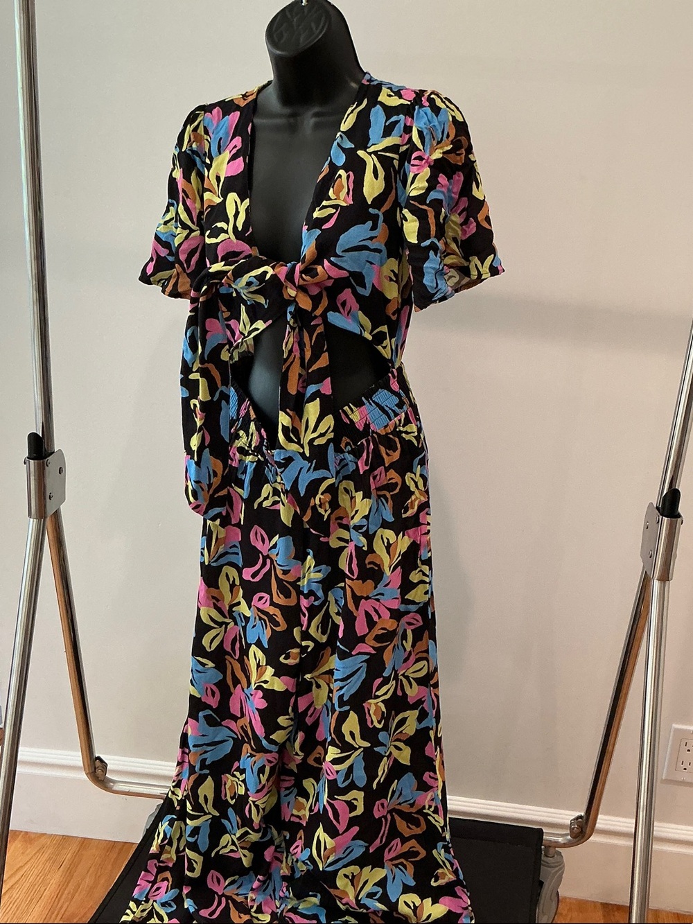 Hurley Black Floral-Print Jumpsuit with Multicolor Accents, Size Medium